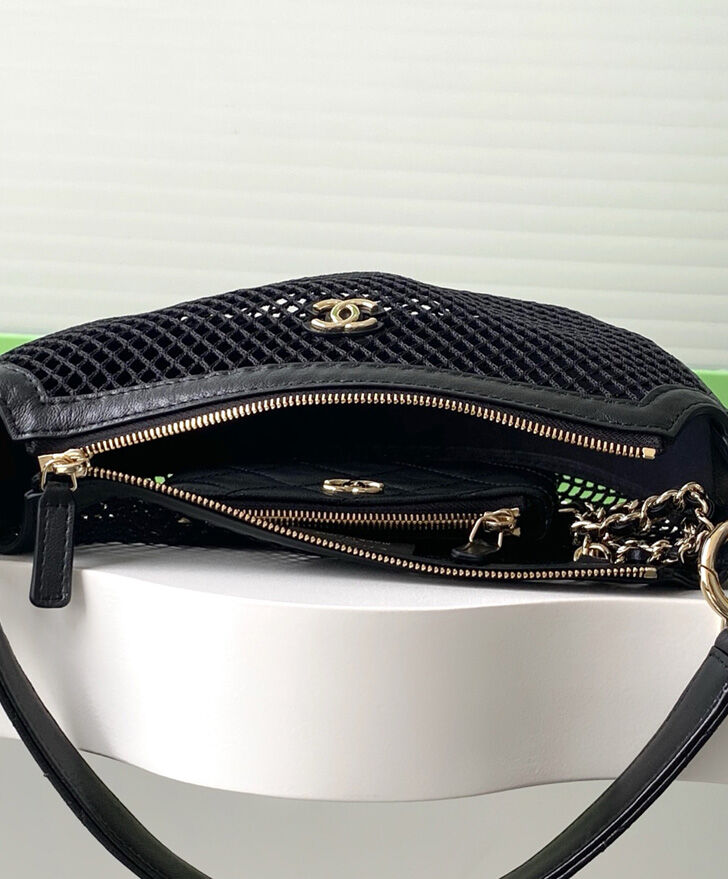 Chanel Clutch With Chain AP4573 Black